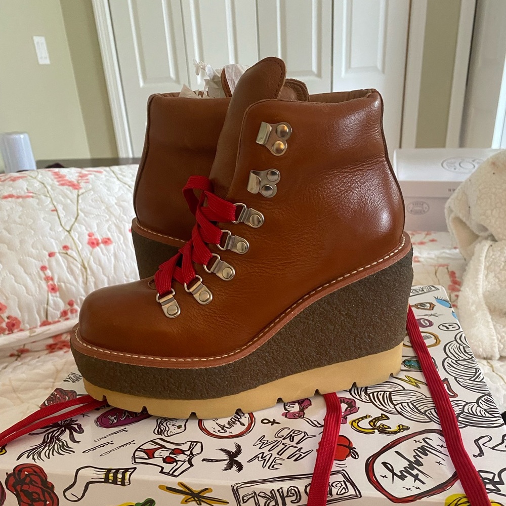 Jeffrey Campbell Explore size 7M